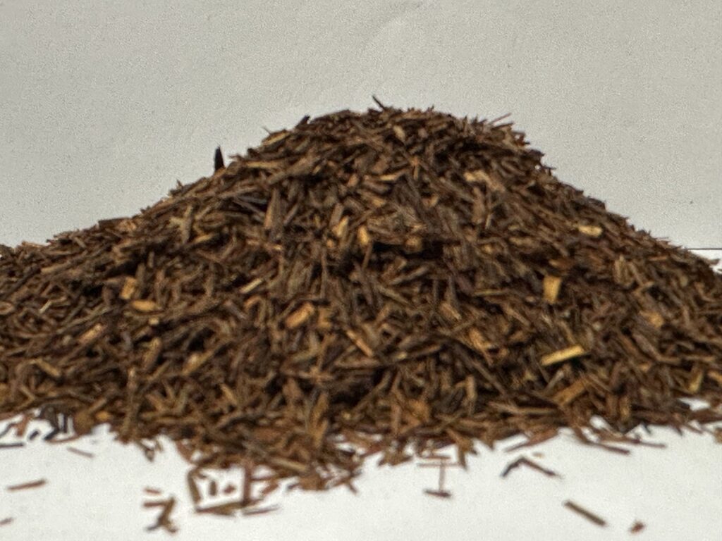 Naturaalne Rooibos tee 100g – pehme, kofeiinivaba jook magusa pähklise maitsega ja kõrge antioksüdantide sisaldusega