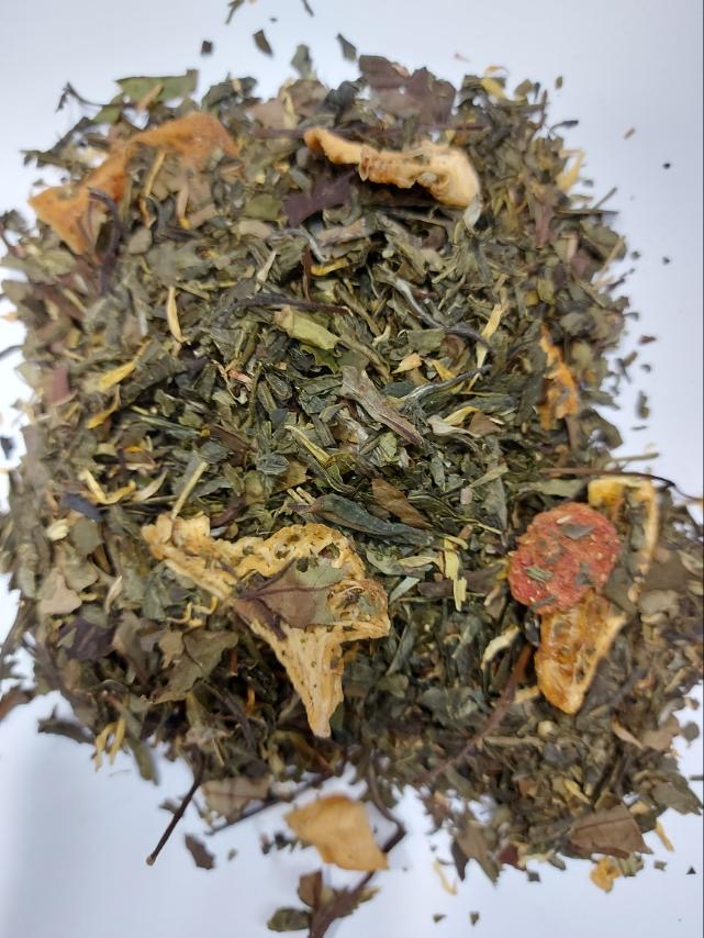 Casablanca roheline tee puuviljadega – maasikas, apelsin ja mango, 100g