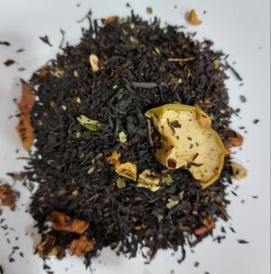 Must tee magusa &otilde;unaga / Черный чай со сладким яблоком